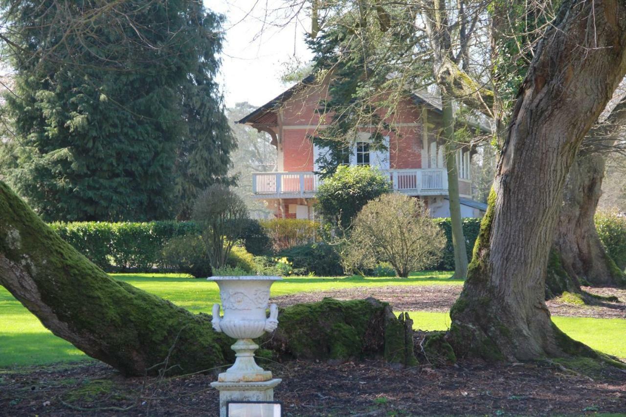 Chateau Du Landin - Bains Nordiques Le Landin Exterior foto